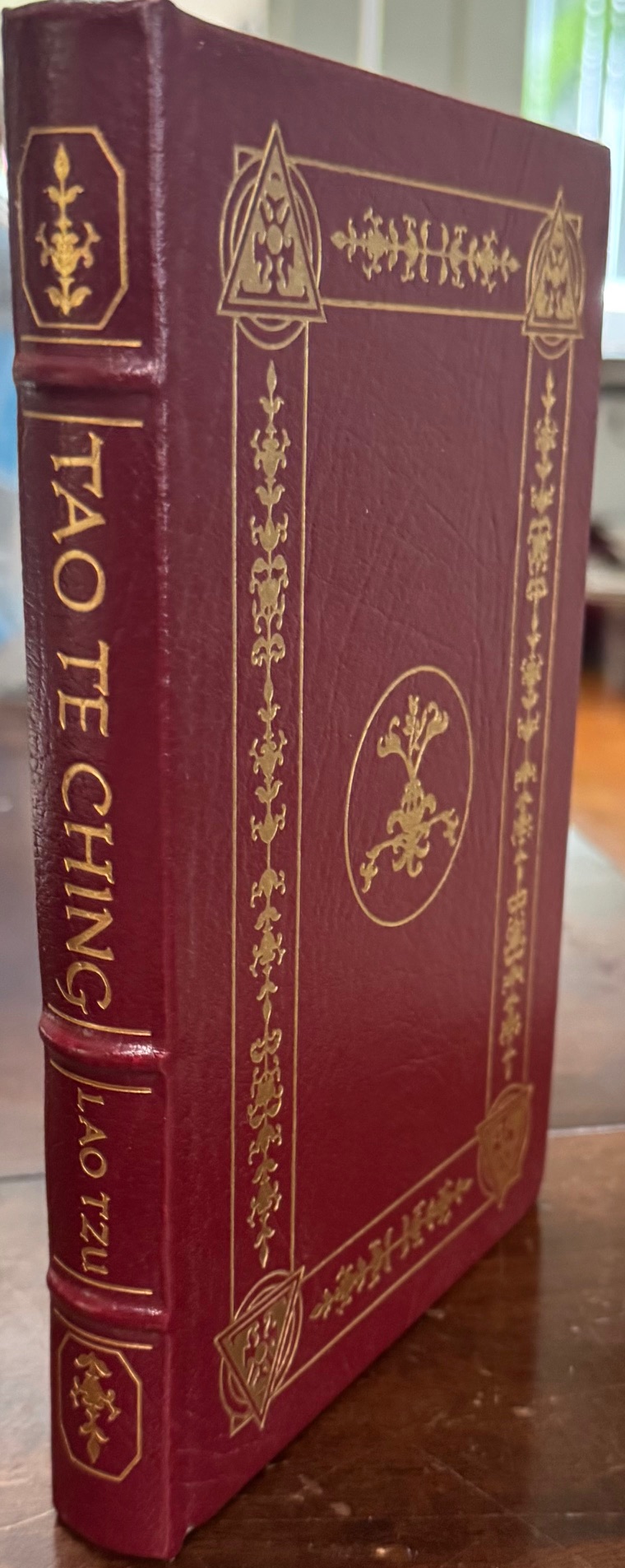 Tao Te Ching - A New English Edition (Collector's Edition)